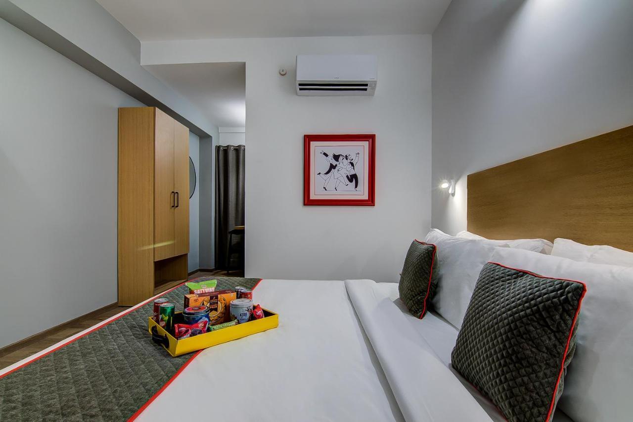Oyo Townhouse 42 Urvashi Theatre Hotel 3*